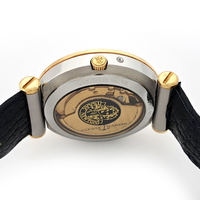 Ulysse Nardin 
ニュートン