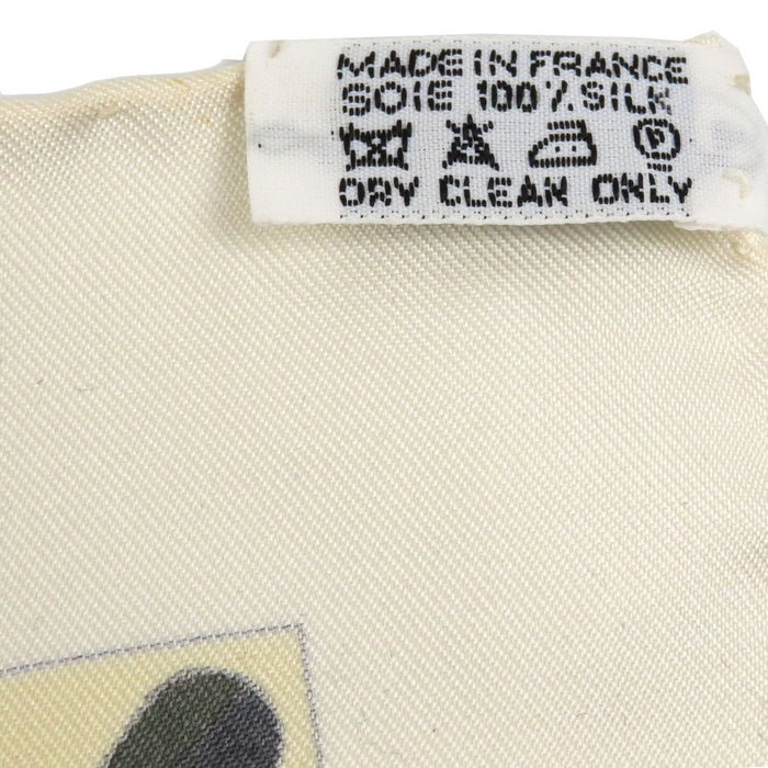 HERMES  
Charm of the Normandy Coast Scarf Large Silk  
Carré 90 CHARMES DES PLAGES NORMANDES