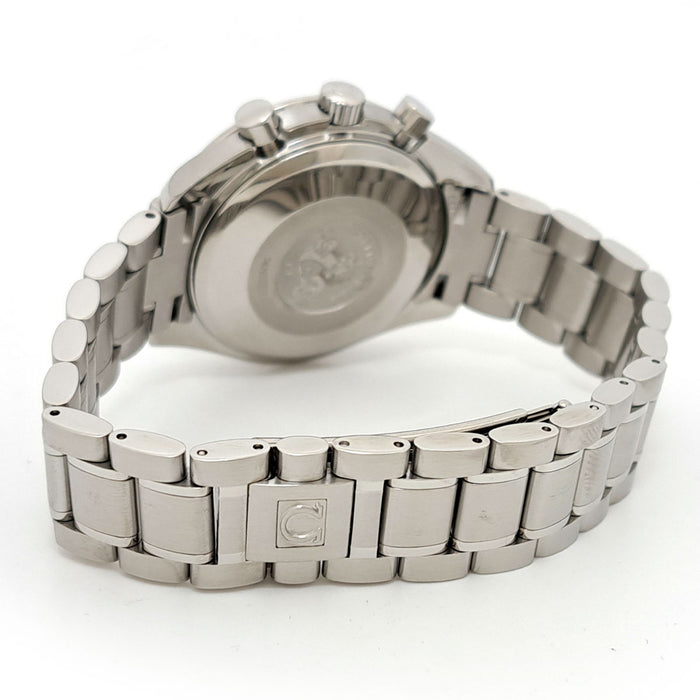 欧米茄  
超霸系列 马克40 宇宙计时码表 维修整备版  
附盒子与保卡