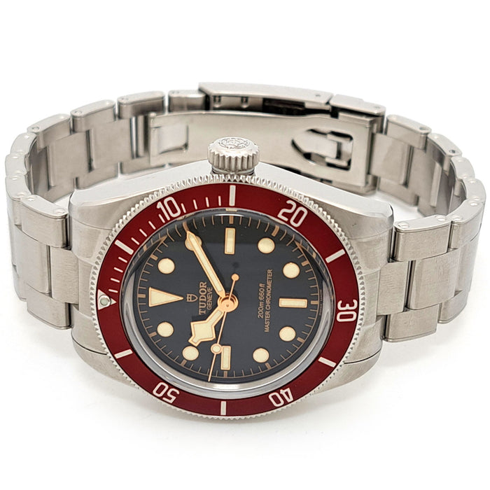 TUDOR 
ヘリテージ ブラックベイ 
箱ギャラ付