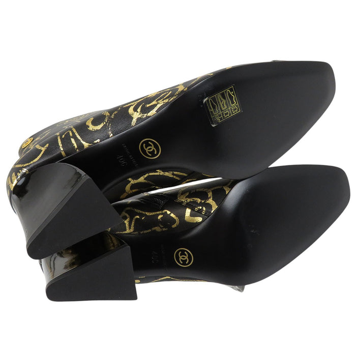 CHANEL 
COCO CC ゴールドカラー金具 パテントレザー 
ココマーク カメリア ショートブーツ