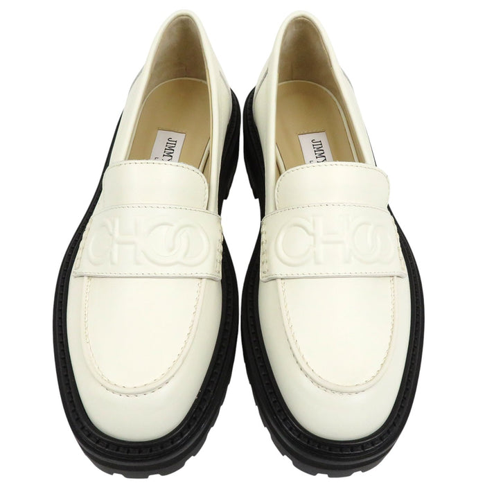 JIMMY CHOO 
レザー エンボス加工 
ロゴ ローファー