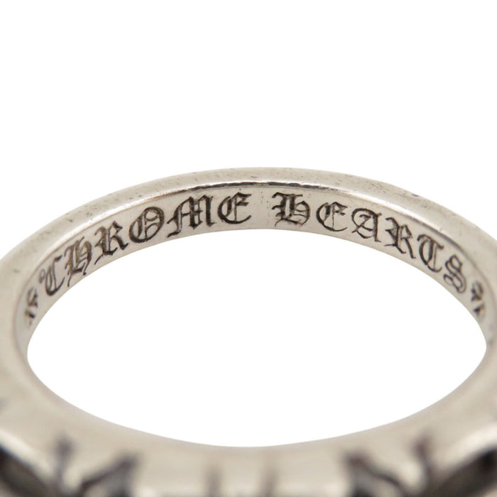 CHROME HEARTS  
CH 宝宝 经典 P 红宝石 指环 银  
宝宝 经典 花朵十字架 红宝石 戒指