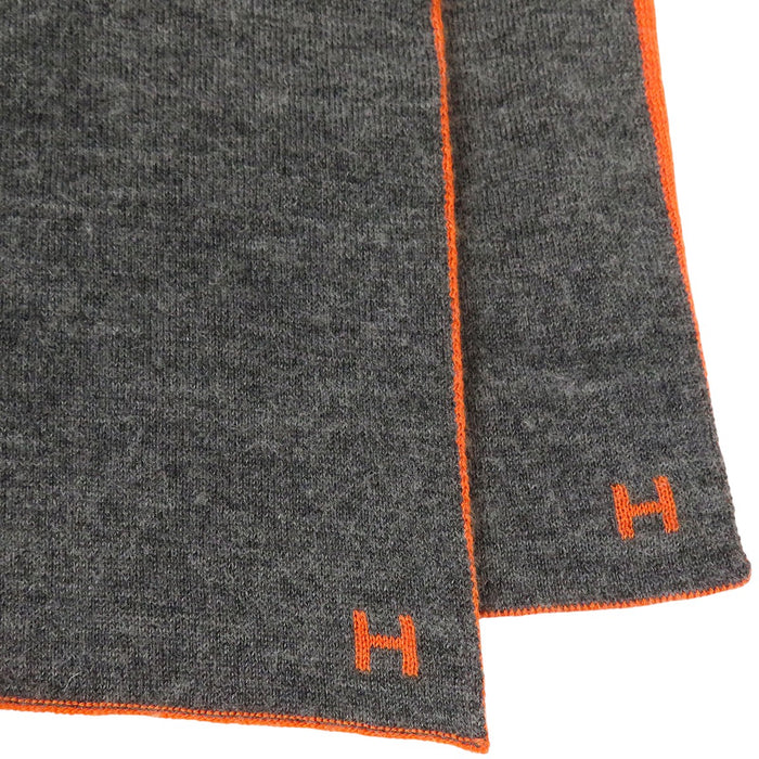 HERMES 
Hロゴ アッシュ カシミヤ シルク リバーシブル 
アレ ルトゥール マフラー