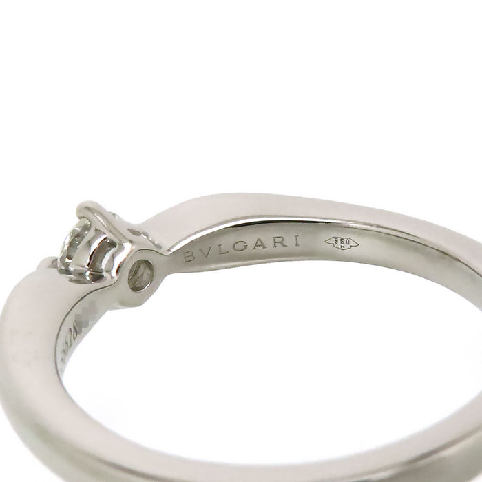 BVLGARI 
デディカータ ア ヴェネチア リング