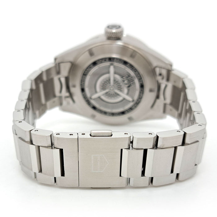 TAG HEUER  
Autavia  
With box and certificate