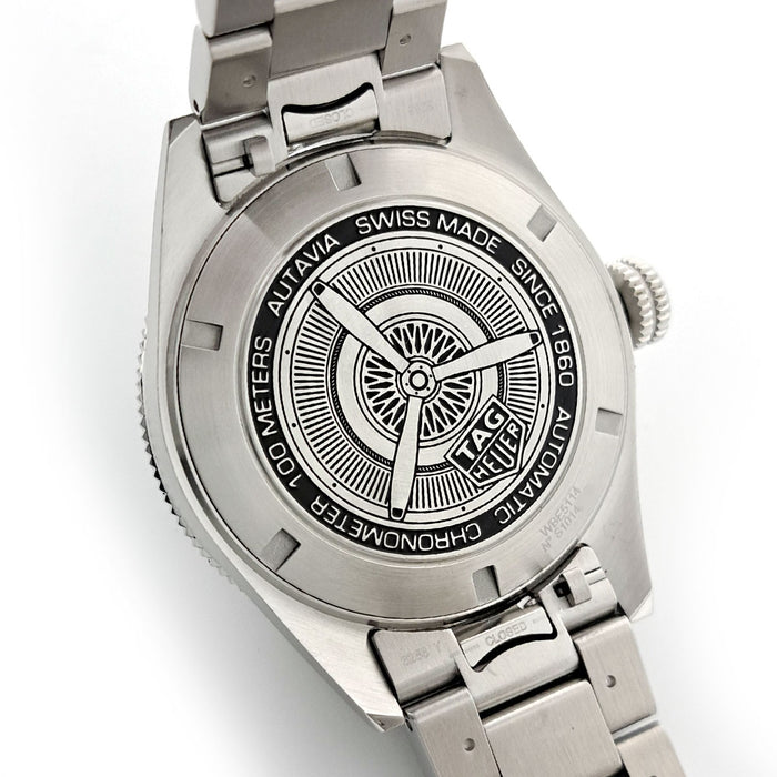 TAG HEUER  
Autavia  
With box and certificate