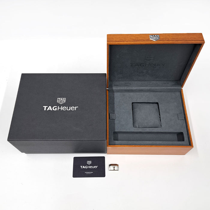 TAG HEUER  
Autavia  
With box and certificate