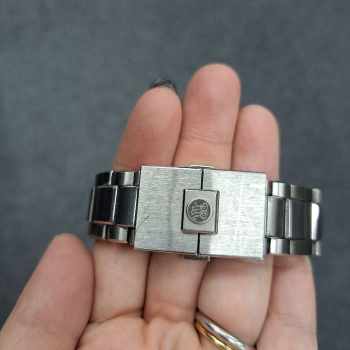 【GROSSES VENTES】
BALLWATCH
DM3000ASCJBK
Boîte Garantie Certificat de chronomètre