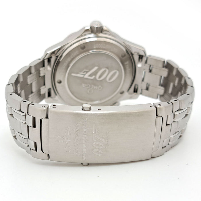 OMEGA  
Seamaster 007 James Bond ENSEMBLE COMPLET Révisé  
Révision effectuée Avec boîte et certificat