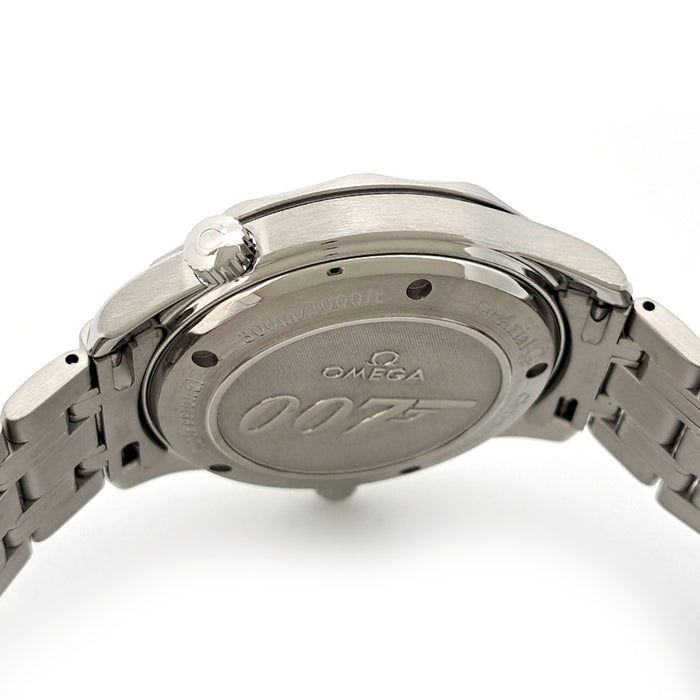 OMEGA  
Seamaster 007 James Bond ENSEMBLE COMPLET Révisé  
Révision effectuée Avec boîte et certificat