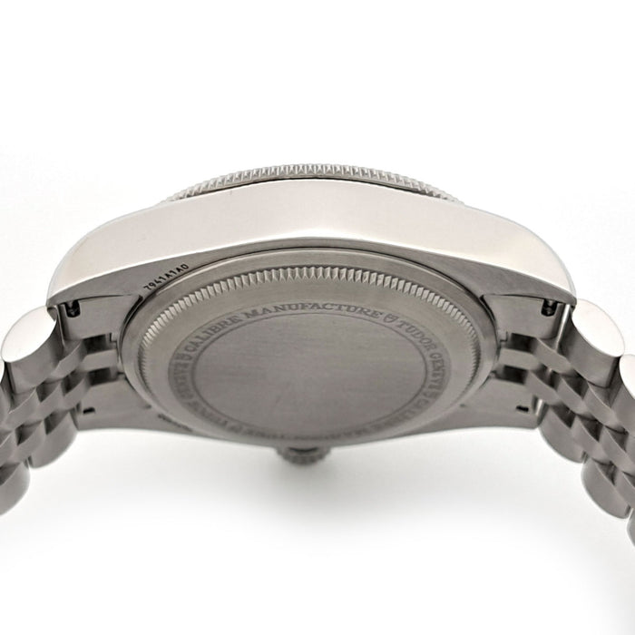 TUDOR 
ブラックベイ 5連ブレス 
箱ギャラ付