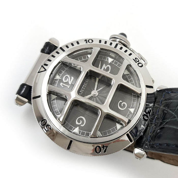CARTIER 
Pasha N950 Grid 38mm 
With box and certificate