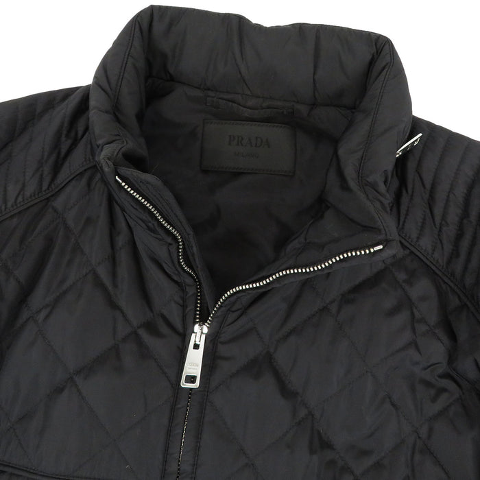 PRADA 
ハイネック ジップアップ ナイロン 
トライアングルロゴ 中綿 ジャケット
