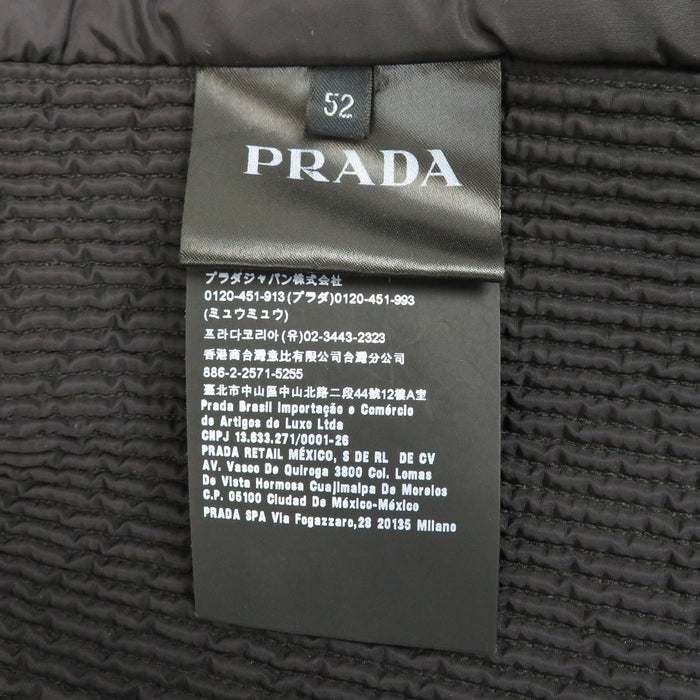 PRADA 
ハイネック ジップアップ ナイロン 
トライアングルロゴ 中綿 ジャケット
