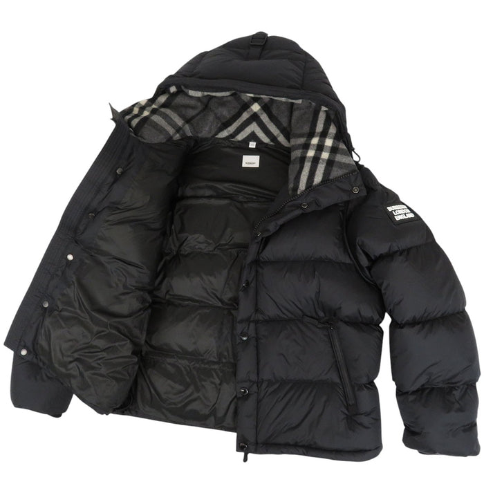 BURBERRY 
ロゴ 2WAY ダウンベスト フード 
デタッチャブルスリーブ フーデッド ダウンジャケット