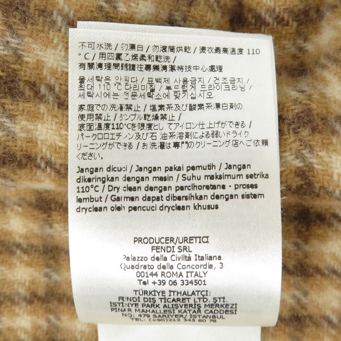 FENDI 
フード フリンジ ウール混 カシミヤ混 
ロゴ ケープ