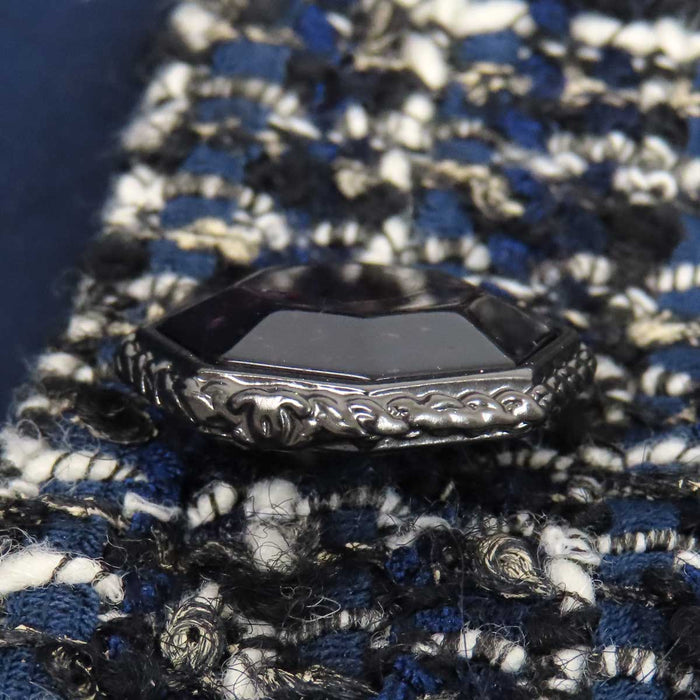 CHANEL 
ビジュー 
ツイード ノーカラー ジャケット