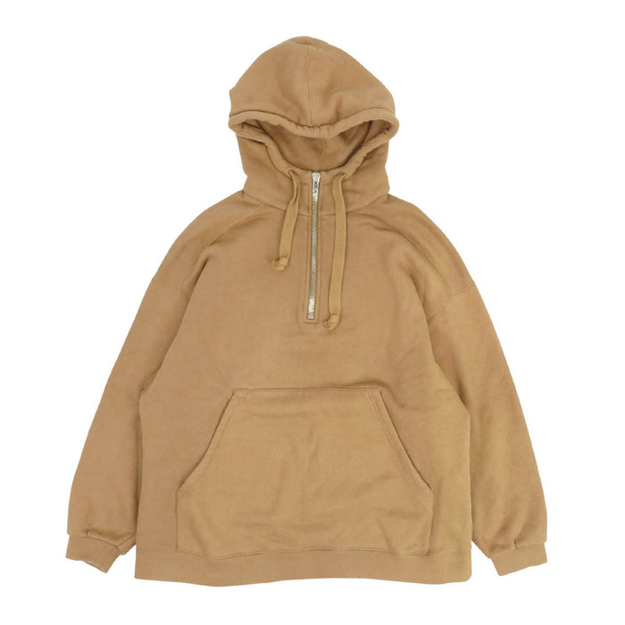 GUCCI 
Sweat à capuche 
Veste à demi-fermeture éclair avec logo imprimé au dos