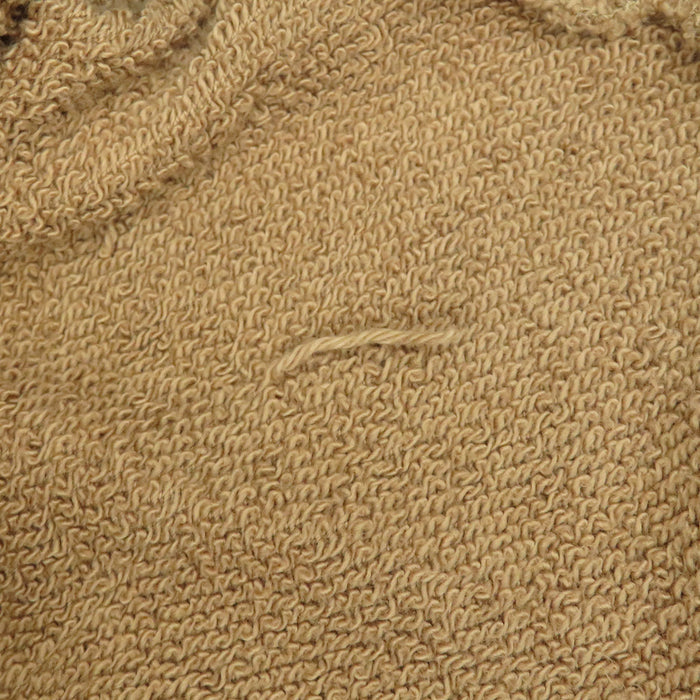 GUCCI 
Sweat à capuche 
Veste à demi-fermeture éclair avec logo imprimé au dos