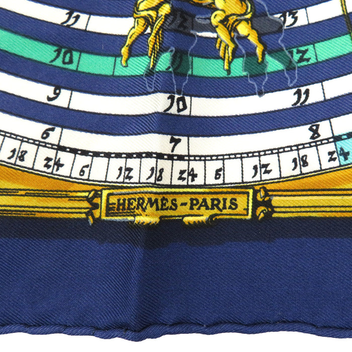 HERMES  
Small Square Silk  
Square 45 DAYS AND HOURS Astrology