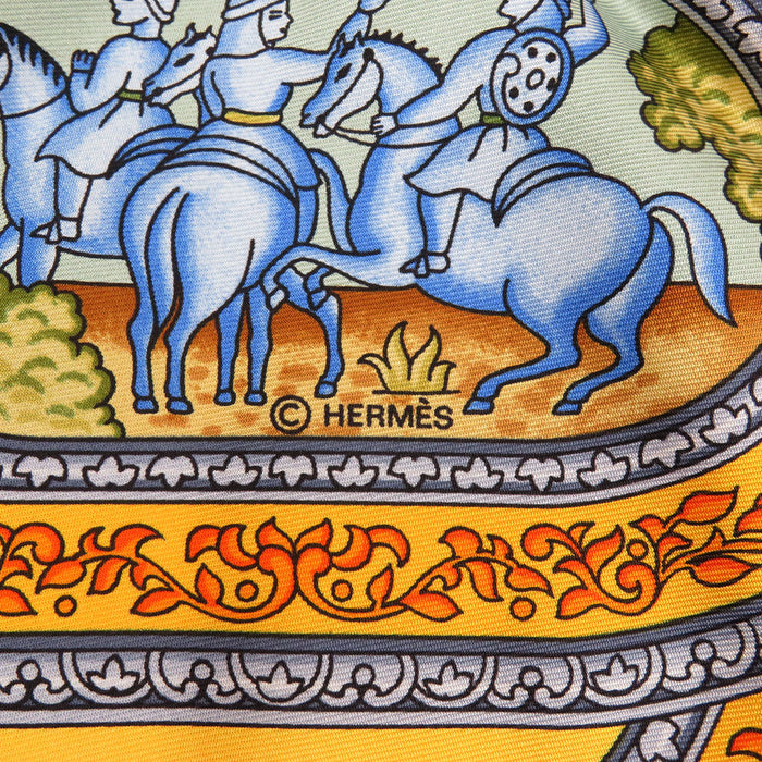 HERMES 
シルク 大判 馬 鳥 フラワー 
カレ 90 QALAMDAN カラムダン スカーフ