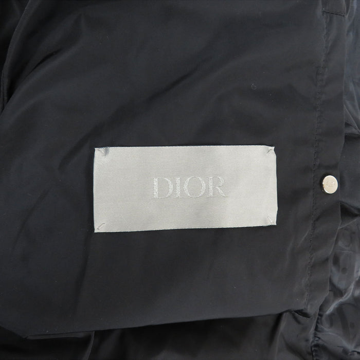Dior
Giacca imbottita in nylon con motivo a logo Oblique a tutto campo