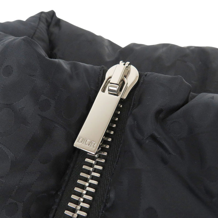 Dior
Giacca imbottita in nylon con motivo a logo Oblique a tutto campo