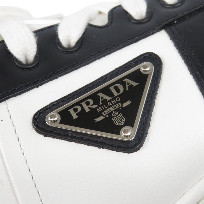 PRADA 
トライアングルロゴ レースアップ 
ダウンタウン レザー スニーカー PRADA -Authentic Pre-owned スニーカー by TS Trading Co., Ltd.