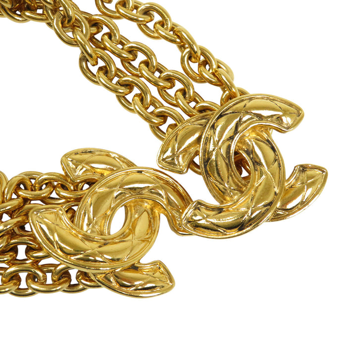 CHANEL 
CC COCO Logo Gold-colored Metal GP 6051 
Coco Mark Vintage Triple Chain Belt 
Matelassé