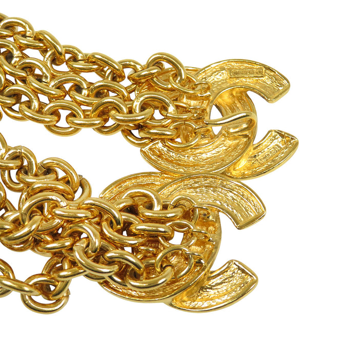 CHANEL 
CC COCO Logo Gold-colored Metal GP 6051 
Coco Mark Vintage Triple Chain Belt 
Matelassé