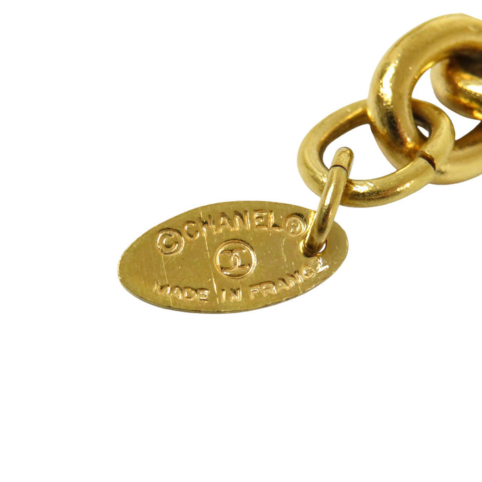 CHANEL 
CC COCO Logo Gold-colored Metal GP 6051 
Coco Mark Vintage Triple Chain Belt 
Matelassé