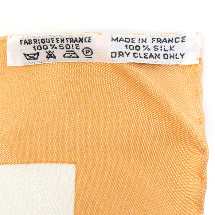 HERMES 
スカーフ プチカレ シルク 
カレ 45 Brides de Gala ブリッド ドゥ ガラ