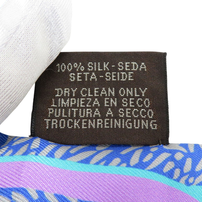 HERMES 
犬 シルク 
ツイリー En Liberte 自由に スカーフ