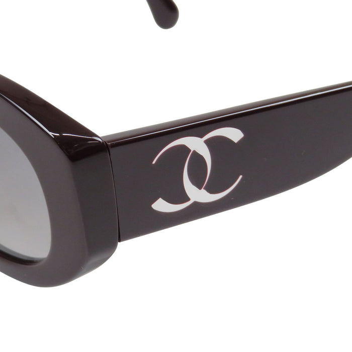 CHANEL 
COCO CC Emblem Eyewear 
Coco Mark Oval-Shaped Sunglasses