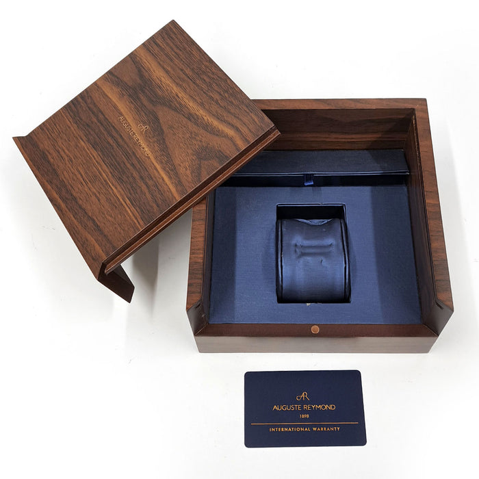 Auguste Reymond  
Unity  
With box and warranty card