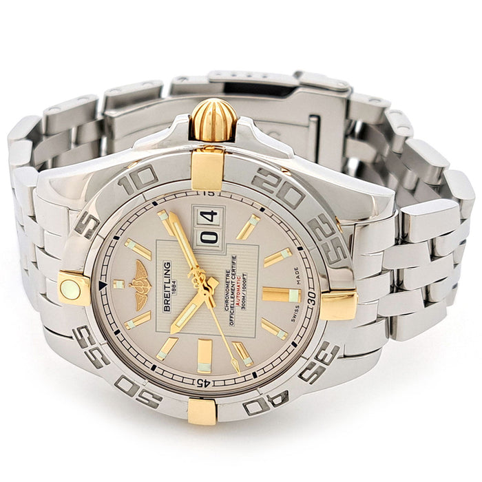 BREITLING 
Pilota del vento Quadrante grande data 
Con scatola e garanzia