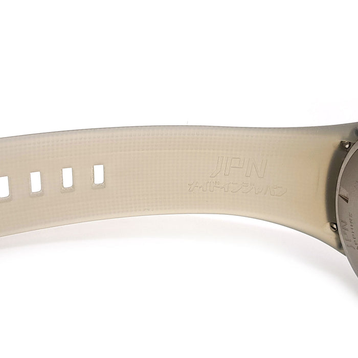 JPN  
深海混合自動機械錶  
附盒及保證書