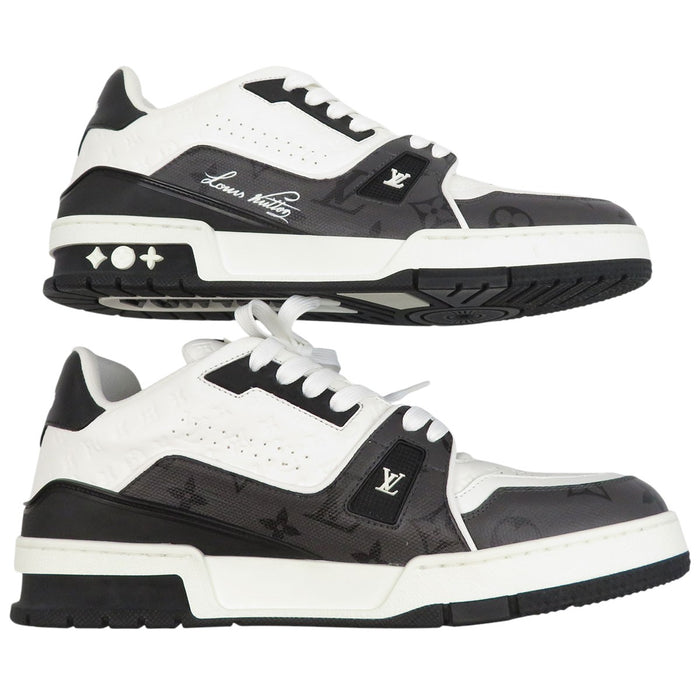 LOUIS VUITTON  
Logo all-over pattern leather #54 low-cut  
LV trainer sneakers  
Monogram