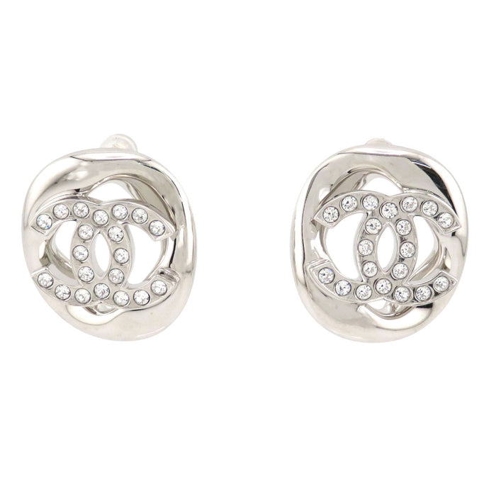 CHANEL 
B25S COCO CC Logo Silver-Colored Metal 
Coco Mark Rhinestone Earrings