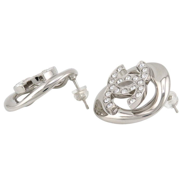 CHANEL 
B25S COCO CC Logo Silver-Colored Metal 
Coco Mark Rhinestone Earrings