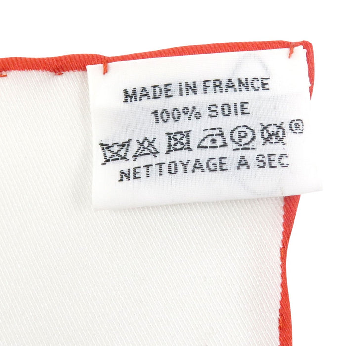 HERMÈS  
Foulard en soie  
Carré 70 Paris Qui Roule Tour de roue à Paris