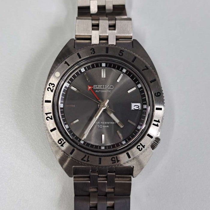 [WHOLESALES]  
SEIKO  
SPB411JC  
Box Guarantee