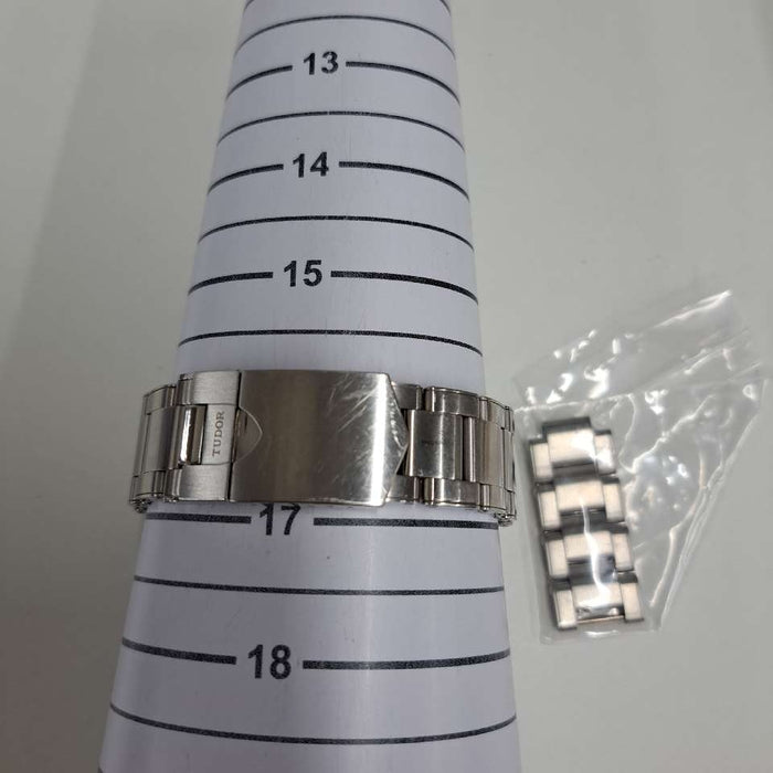 【WHOLESALES】
TUDOR 
79830RB 
箱　ギャランティ