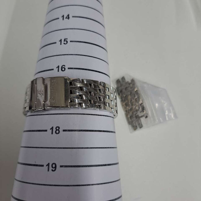 【WHOLESALES】
BREITLING 
A21330 
箱　ギャランティ　クロノメーター証　工具