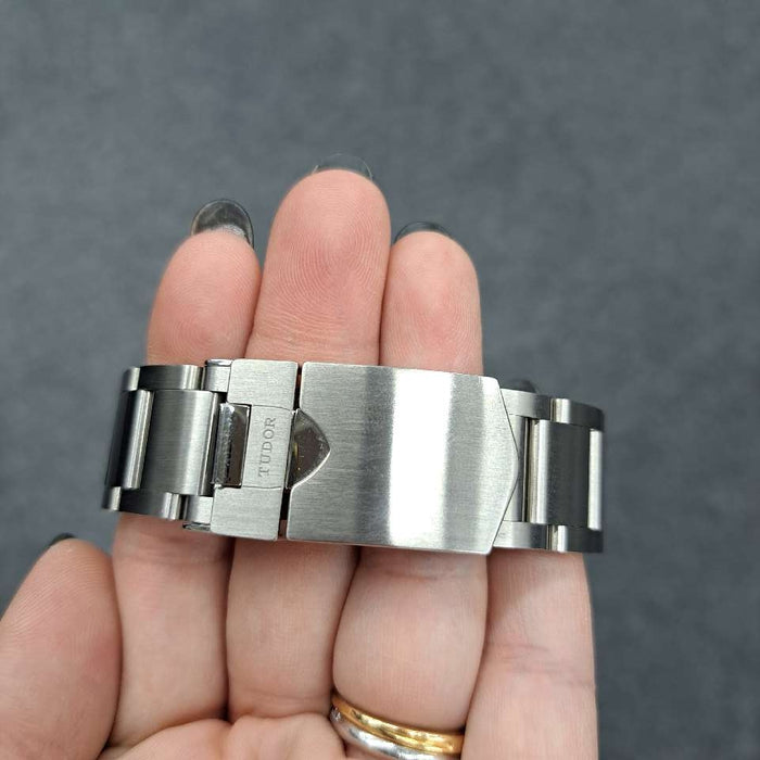 【WHOLESALES】
TUDOR 
70330N 
箱　ギャランティ