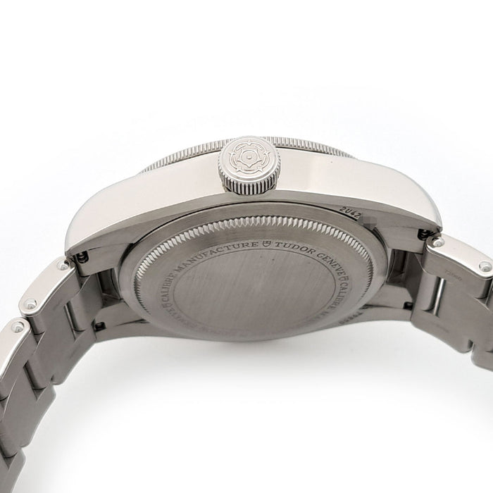 TUDOR 
ブラックベイGMT オパライン 
箱ギャラ付