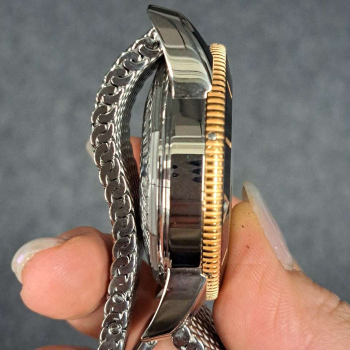 【VENTE EN GROS】
BREITLING
UB2010
Boîte Garantie Certificat de chronomètre