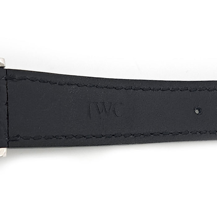 IWC  
舊款萬國錶 cal.89 砲彈時標