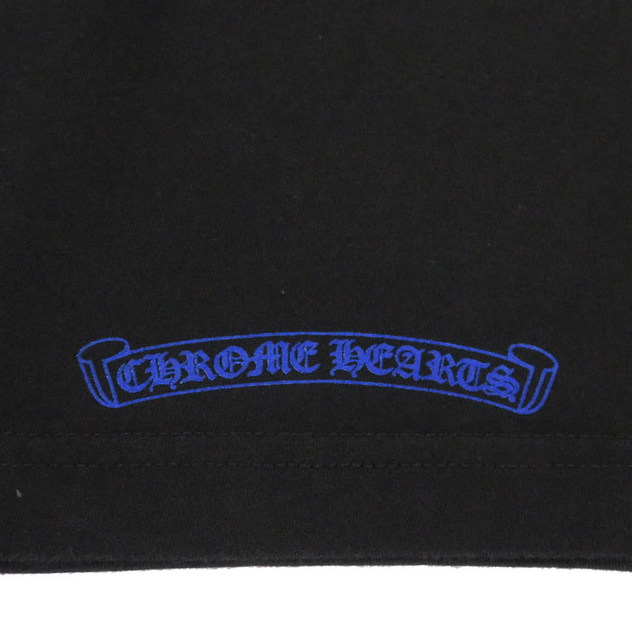 CHROME HEARTS 
T-shirt a maniche lunghe in cotone CH Plus 
con logo sul collo e stampa sulle maniche